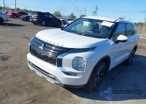 2024 Mitsubishi Outlander Se 2.5 2Wd/Se Black Edition S-Awc/Se Black Edition W/Pano Roof from USA, damaged, VIN JA4J3VA81RZ078058